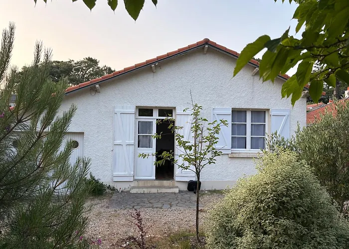 Maison Bord De * Saint-Michel-Chef-Chef